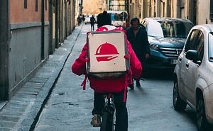 California Enacts New Law Regulating Food Delivery Apps